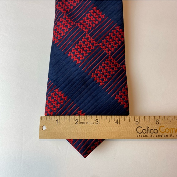 Vintage Macrae red blue big plaid wide tie polyester - Picture 6 of 11